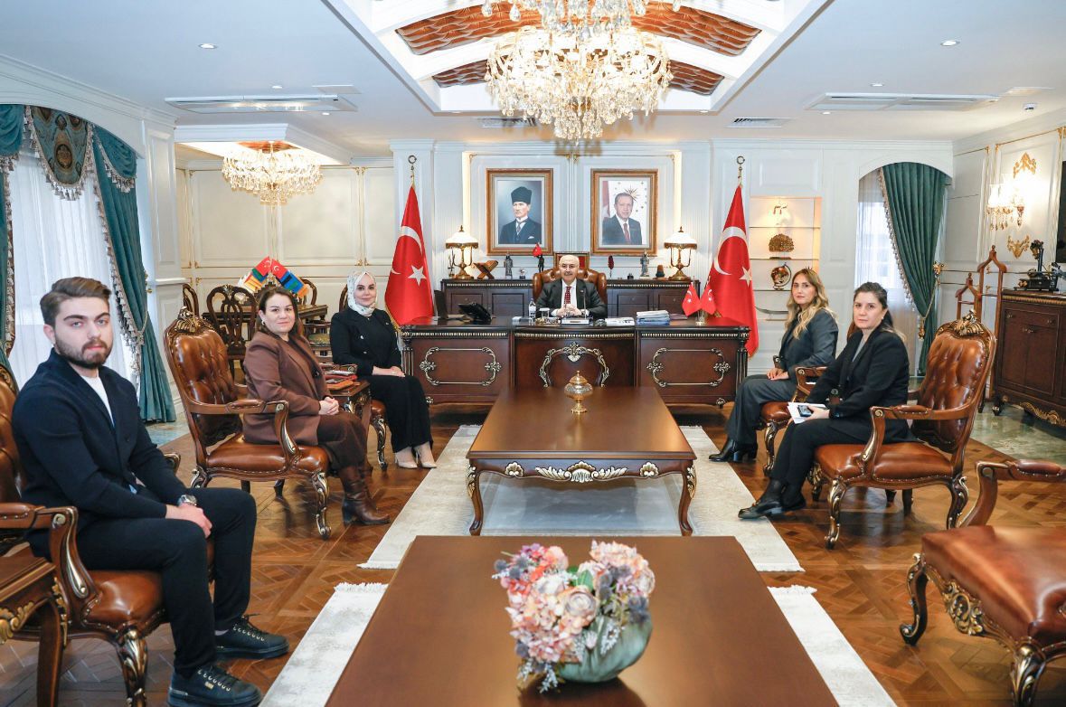 Adana Valiliği’ne Ziyaret